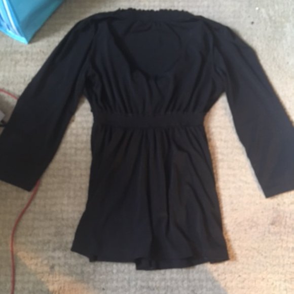 Motherhood Maternity Black Maternity V-Neck Shirt Size Small - Picture 3 of 3